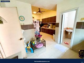 Well kept Unit ; @ storey terrace Seksyen 4 Bandar Baru Bangi — gambar 15