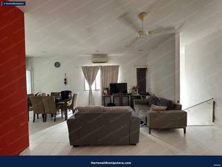 End Lot Fully Furnished : The Lake Residence Taman Putra Perdana — gambar 11