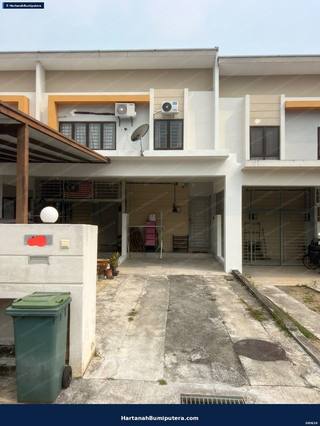 Partly Furnished : Villa Kesuma Bandar Tasik Kesuma Townhouse Semenyih — gambar 1