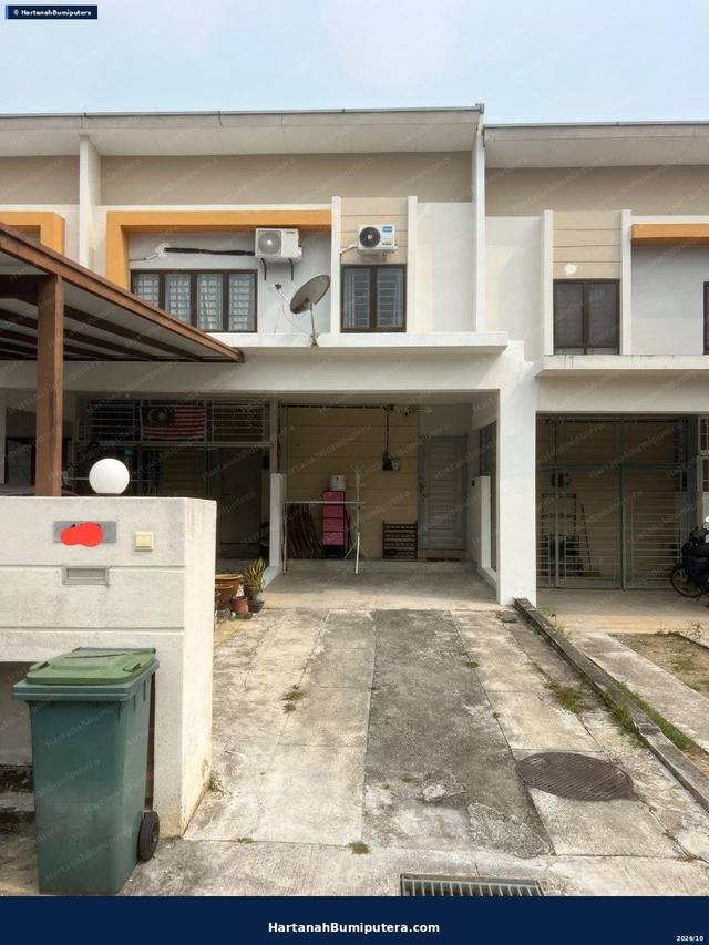 Partly Furnished : Villa Kesuma Bandar Tasik Kesuma Townhouse Semenyih