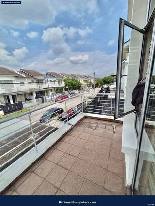 Renovated Semi D Cluster : 2 tingkat Bandar Saujana Putra — gambar 8