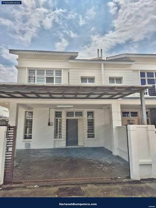 Renovated Semi D Cluster : 2 tingkat Bandar Saujana Putra — gambar 3
