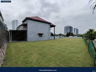 Corner with huge land : 2 storey terrace Alam Damai Cheras — gambar 9