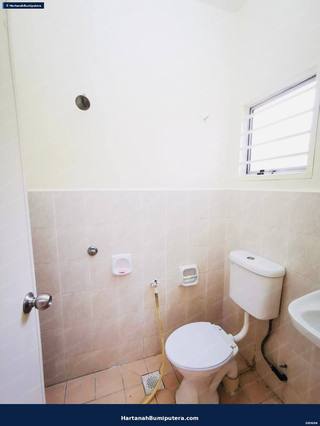 Next to Cyberjaya : 2.5 Storey terrace End Lot Taman Amanputra Puchong — gambar 10
