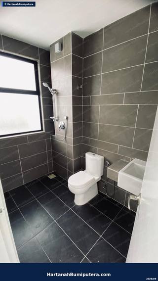 Walking Distance to Commercial area : 2 storey terrace Taman Surian (serintin) Mantin — gambar 14