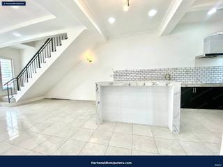 Nice unit : 2  storey terrace Garden Villa Taman Tasik Semenyih — gambar 9