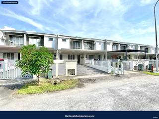 Nice unit : 2  storey terrace Garden Villa Taman Tasik Semenyih — gambar 2