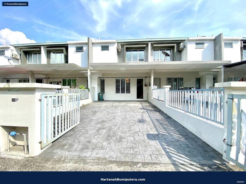 Nice unit : 2  storey terrace Garden Villa Taman Tasik Semenyih
