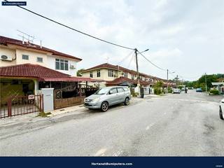 End lot renovated : 2 storey terrace Taman Semenyih Mewah Semenyih — gambar 3