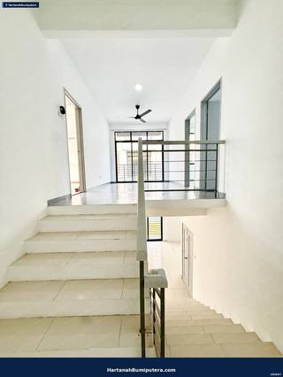 Semi D Freehold facing open : Double storey semi D Bandar Tasik Kesuma semenyih — gambar 21