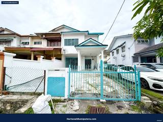 Newly Refurbished End Lot : 2 storey terrace Bandar Puchong Jaya — gambar 2