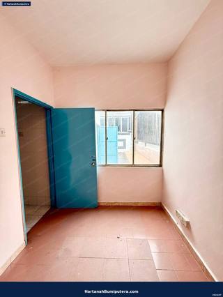 Newly Refurbished End Lot : 2 storey terrace Bandar Puchong Jaya — gambar 16