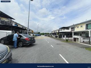 Nice unit : 2 storey terrace Taman Semarak Warisan Kota Warisan — gambar 2