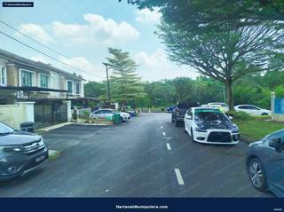 Near MRT : 2 storey terrace @ Paragon 202 Taman Lestari Putra Seri Kembangan — gambar 2