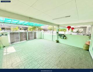 Cheap Double storey in a matured area :  Taman Putra Impiana Puchong — gambar 2