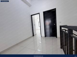 Brand New Corner : 2 storey Kasih Residence SetiaAlam Sari Bangi — gambar 20