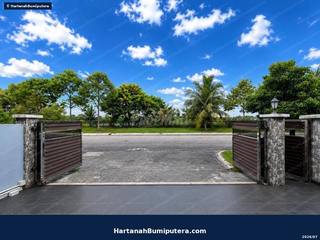 Facing Lake : 2 storey Semi D cluster Taman Desiran Bayu Puchong — gambar 3