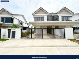 Brand New Semi D In Cyberjaya : 2 storey Sejati Lakeside Cyberjaya — gambar 2