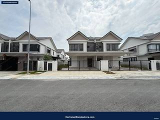Brand New Semi D In Cyberjaya : 2 storey Sejati Lakeside Cyberjaya — gambar 3
