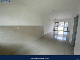 FRONT GREEN AREA : 2-STOREY TERRACED HOUSE @ NILAI RM490,000 ONLY — gambar 5