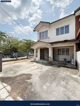 End Lot with huge land : 2 storey terrace Bandar Tasik Kesuma Semenyih — gambar 2