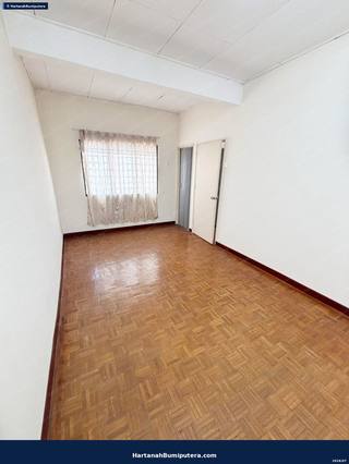 End Lot with huge land : 2 storey terrace Bandar Tasik Kesuma Semenyih — gambar 24