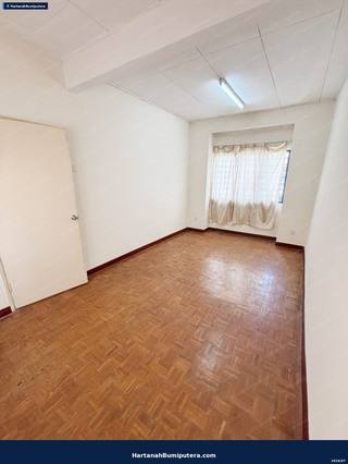 End Lot with huge land : 2 storey terrace Bandar Tasik Kesuma Semenyih — gambar 25