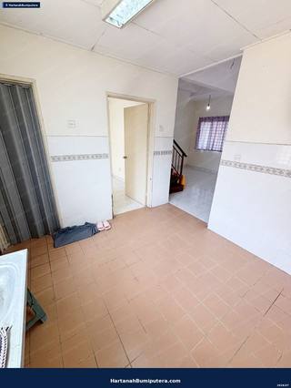 End Lot with huge land : 2 storey terrace Bandar Tasik Kesuma Semenyih — gambar 17