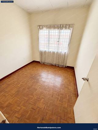 End Lot with huge land : 2 storey terrace Bandar Tasik Kesuma Semenyih — gambar 22
