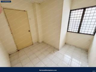 End Lot with huge land : 2 storey terrace Bandar Tasik Kesuma Semenyih — gambar 18