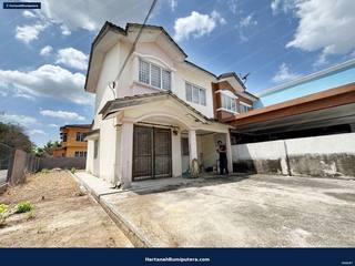 End Lot with huge land : 2 storey terrace Bandar Tasik Kesuma Semenyih — gambar 3