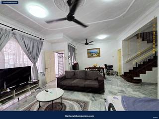 Spacious Unit : 2 storey terrace Bandar Kinrara BK 5 Puchong — gambar 8
