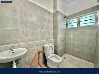 Cheapest Corner : 2 storey Terrace Casa Green Cybersouth — gambar 17