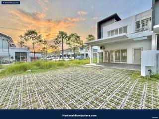 Cheapest Corner : 2 storey Terrace Casa Green Cybersouth — gambar 3