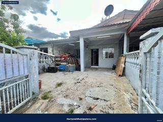 Extended Kitchen : A single storey terrace Bandar Rinching Semenyih — gambar 3