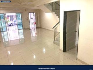 Near UKM Komuter station : 3 storey terrace Taman Aman Permai Bangi — gambar 7