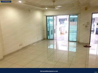 Near UKM Komuter station : 3 storey terrace Taman Aman Permai Bangi — gambar 6