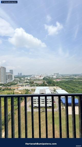 Fully Furnished : Lakefront Home PRIMA Cyberjaya — gambar 16