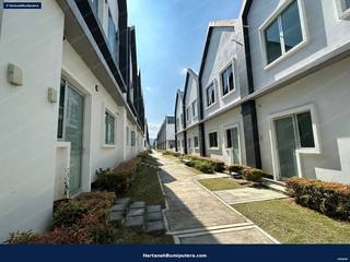 Nicely Renovated : Double Storey Terrace House (Type Ebonylane) Eco forest, semenyih — gambar 19