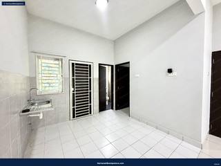 Murah : 2 storey terrace Taman Ruby Dengkil — gambar 3