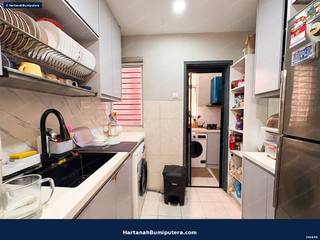 Nice Fully Furnished unit : PRIMA Lakefront Homes Cyberjaya — gambar 7