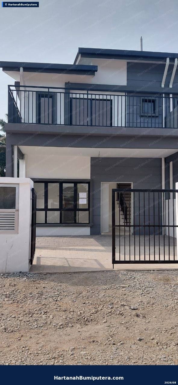 Brand New Atas Bukit Cozy area : 2 storey terrace in Salak Tinggi