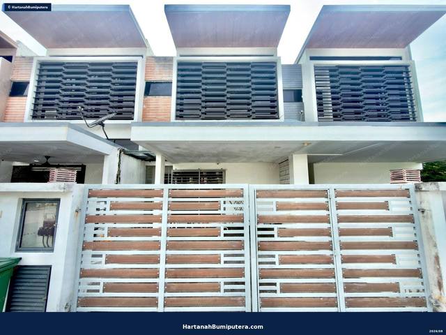 Gated and Guarded : 2.5 Storey Terrace IRIS Taman TTDI Grove, Kajang Selangor