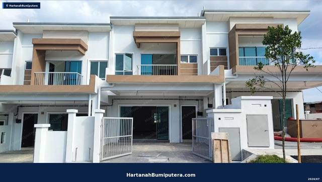 Rumah Teres Dua Tingkat Jenderam Hilir