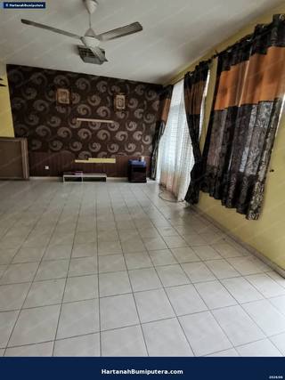 Well kept unit : 2 storey terrace Taman Mawar Fasa 2 Bandar Baru Salak Tinggi — gambar 3