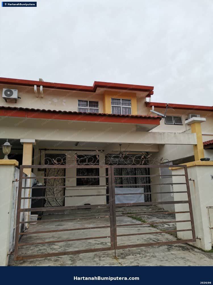 Well kept unit : 2 storey terrace Taman Mawar Fasa 2 Bandar Baru Salak Tinggi