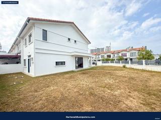Corner Lot  Brand New : 2 storey Kasih Residence Setia Alam Sari Bangi — gambar 7