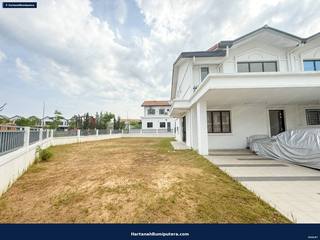 Corner Lot  Brand New : 2 storey Kasih Residence Setia Alam Sari Bangi — gambar 1