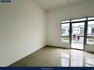 Bare new unit : 2 storey terrace Taman Warisan Hijauan Kota Warisan Sepang — gambar 7
