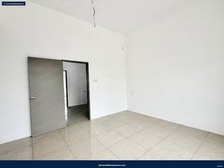 Bare new unit : 2 storey terrace Taman Warisan Hijauan Kota Warisan Sepang — gambar 13
